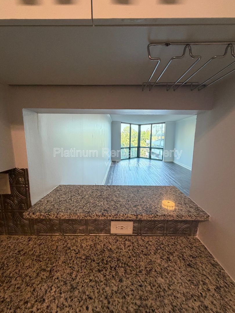 Gallery Image 15