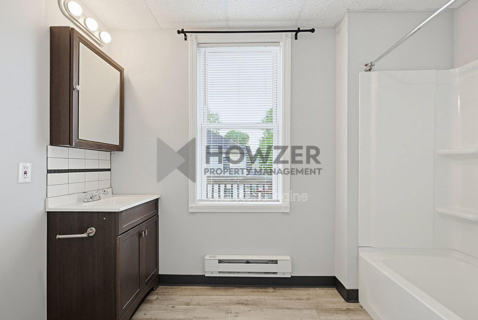 Gallery Image 19