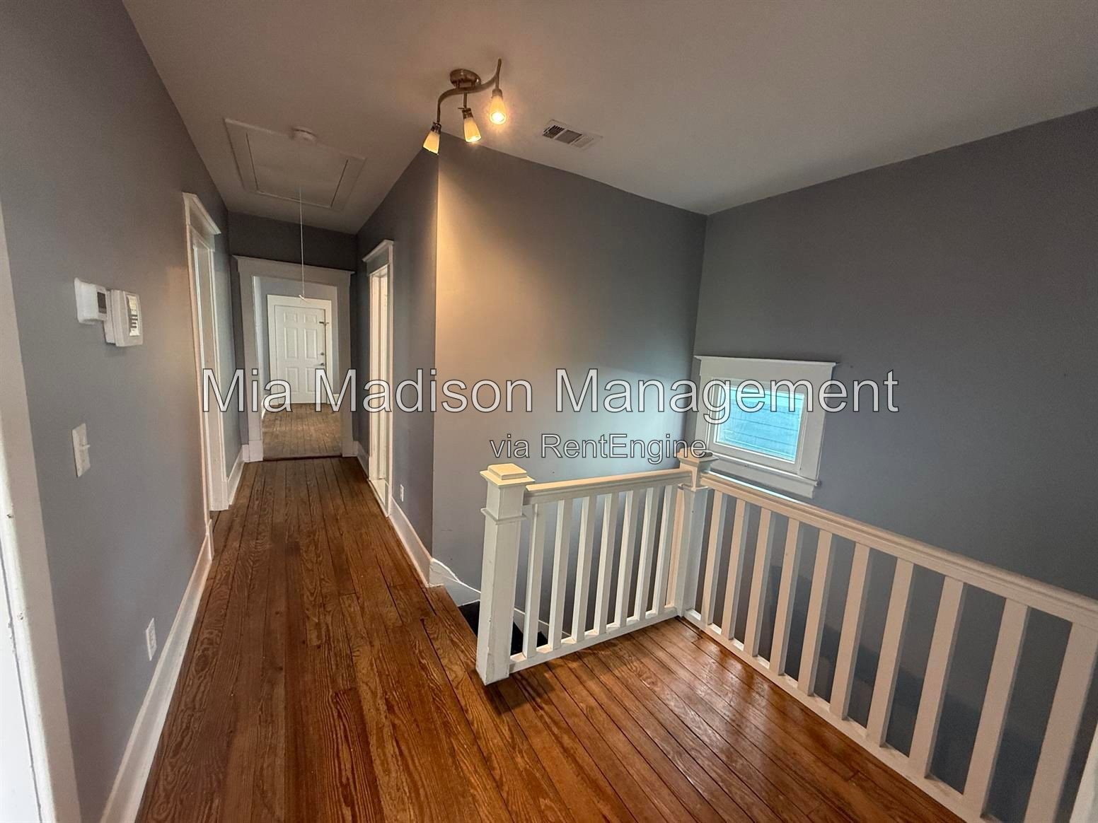Gallery Image 19
