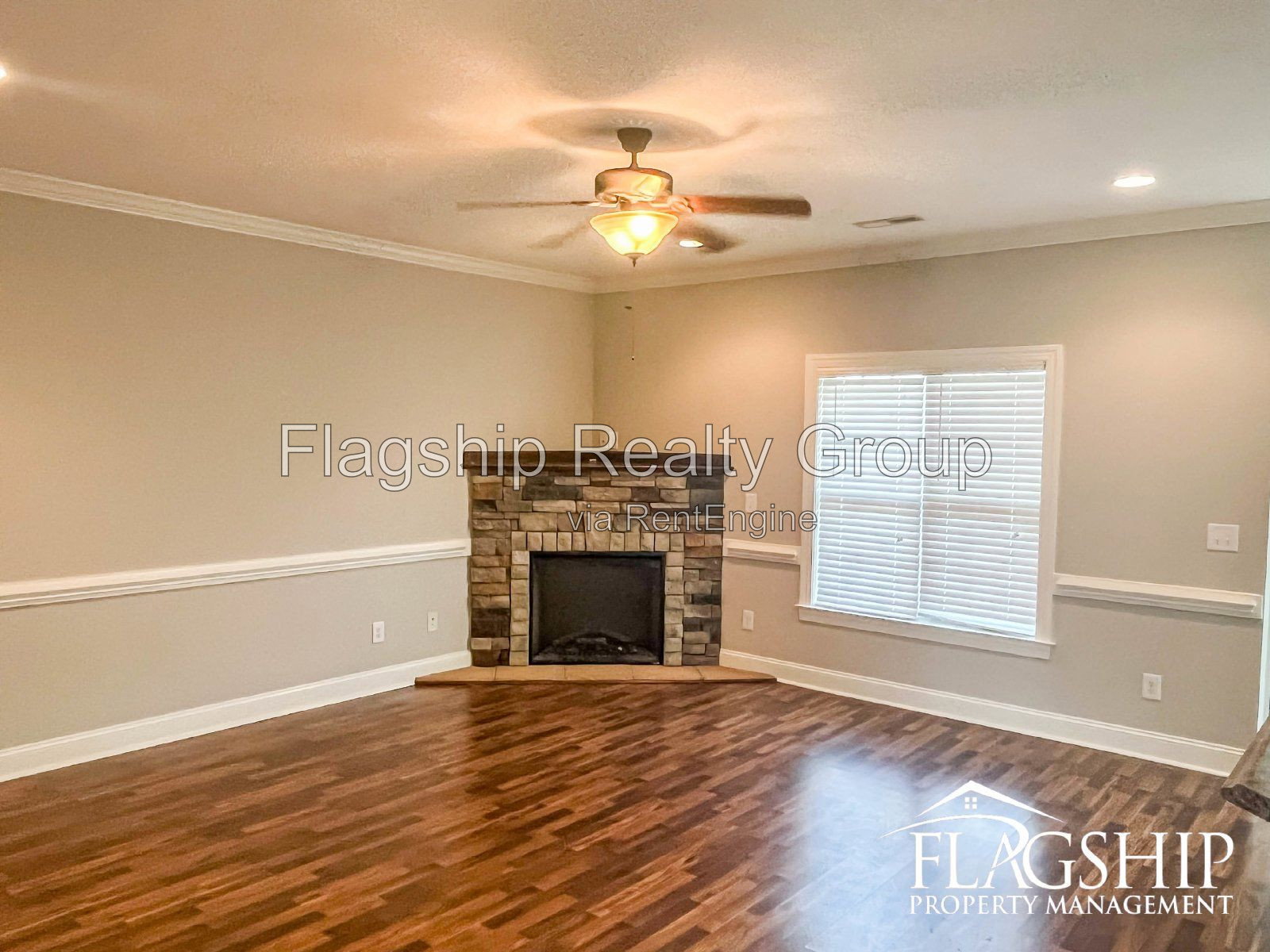 Gallery Image 15