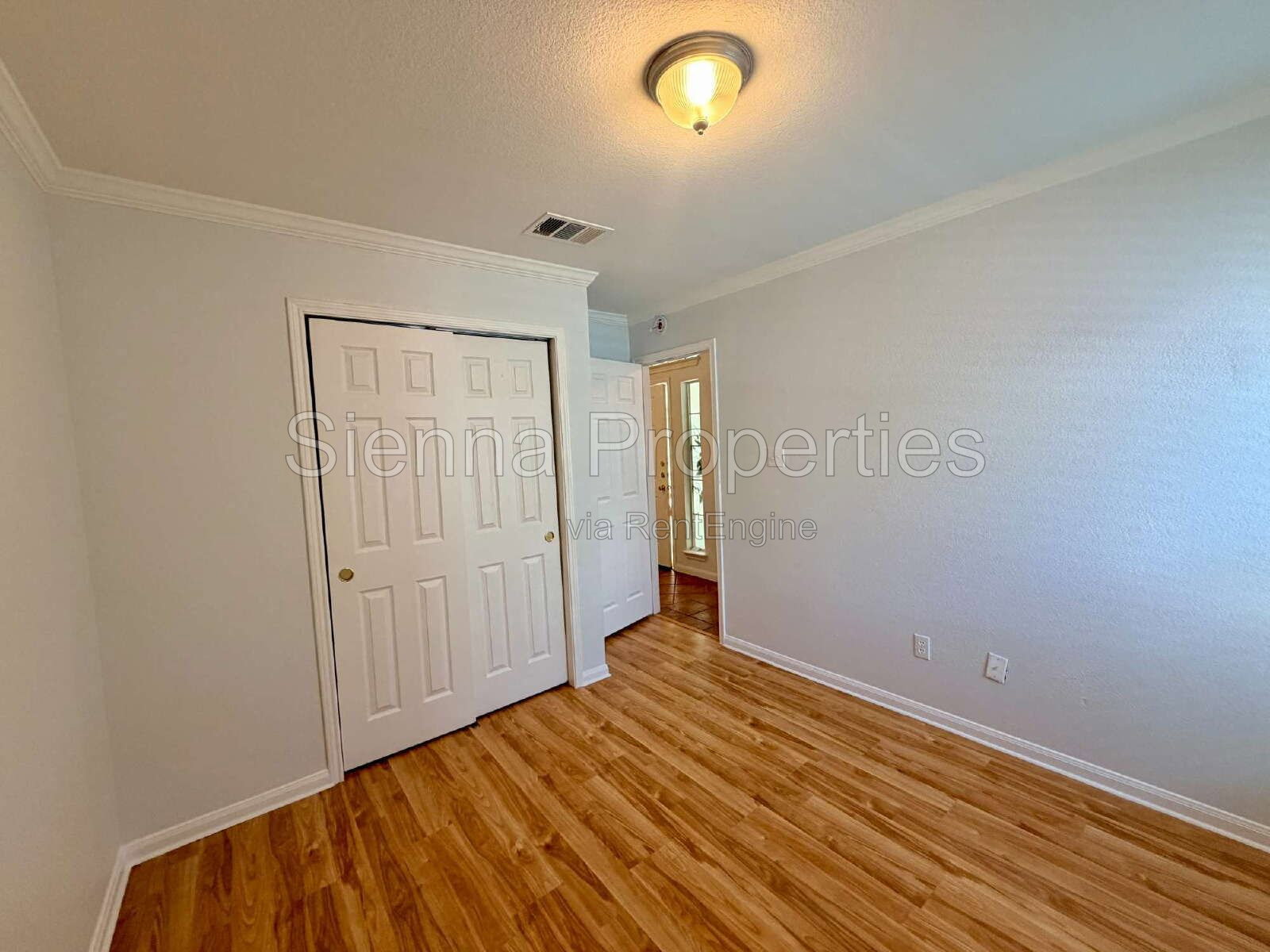 Gallery Image 19