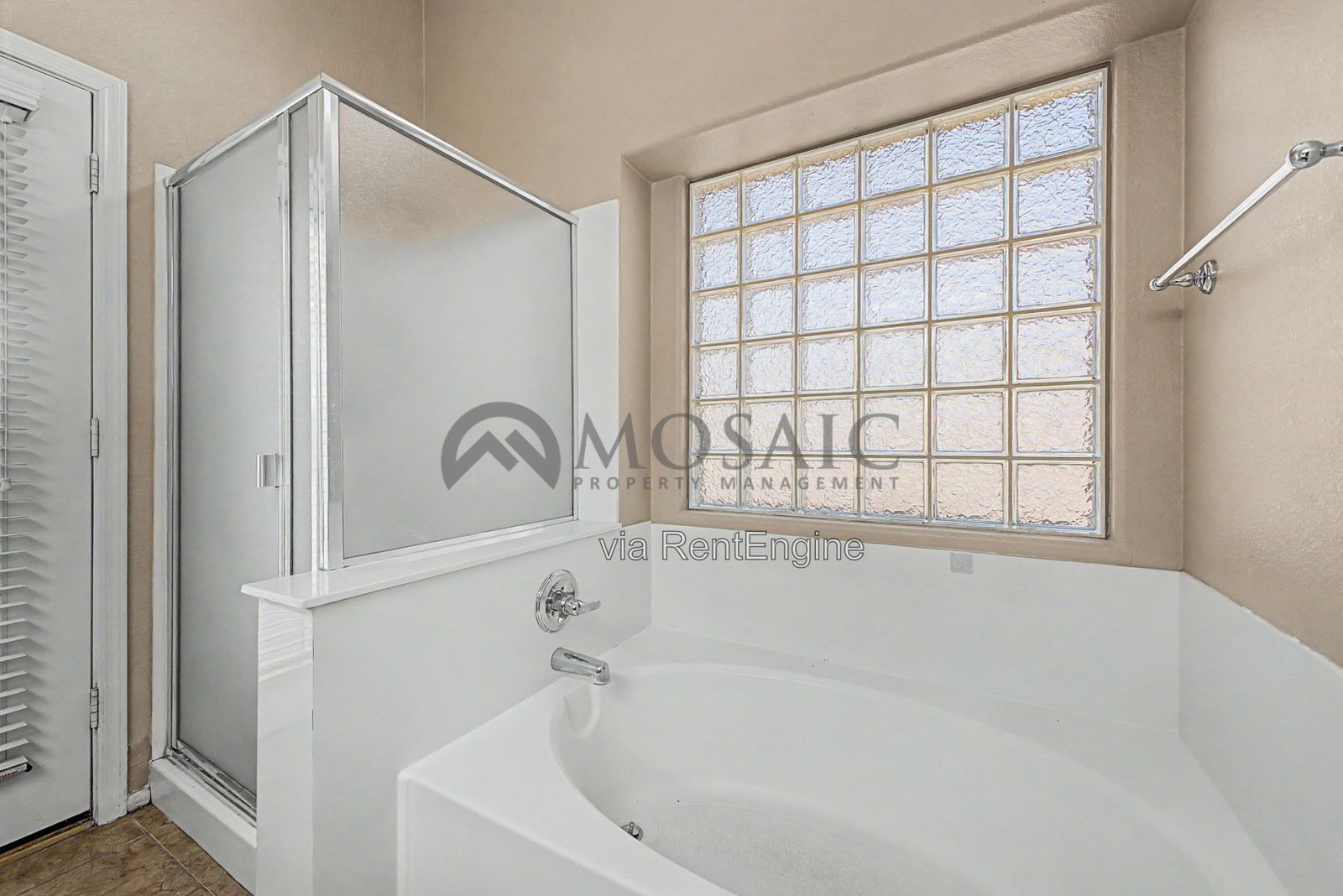 Gallery Image 19