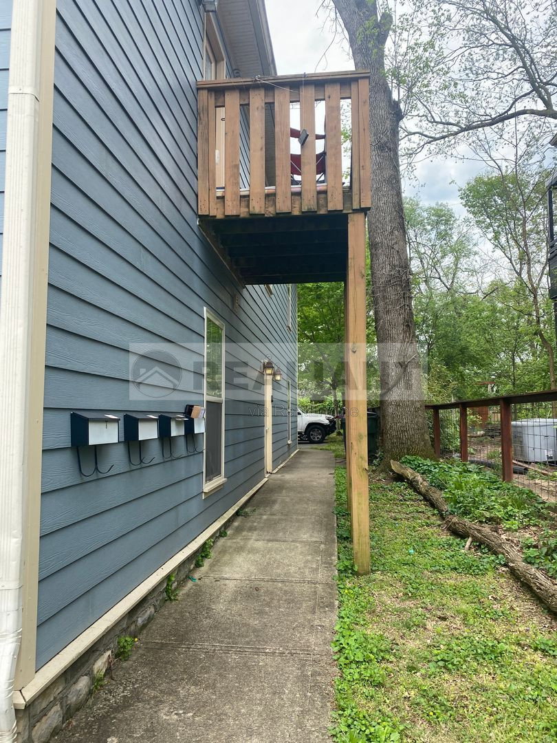 Gallery Image 6
