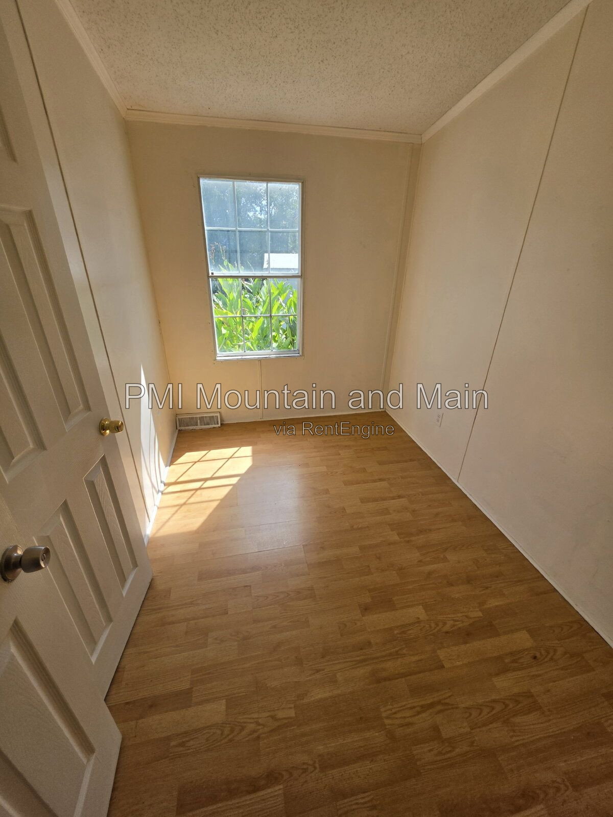 Gallery Image 19