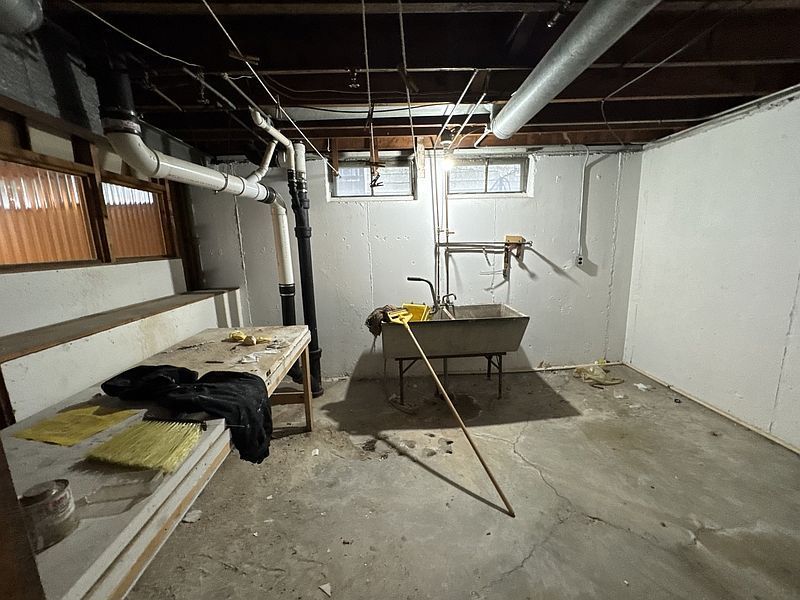 Gallery Image 37