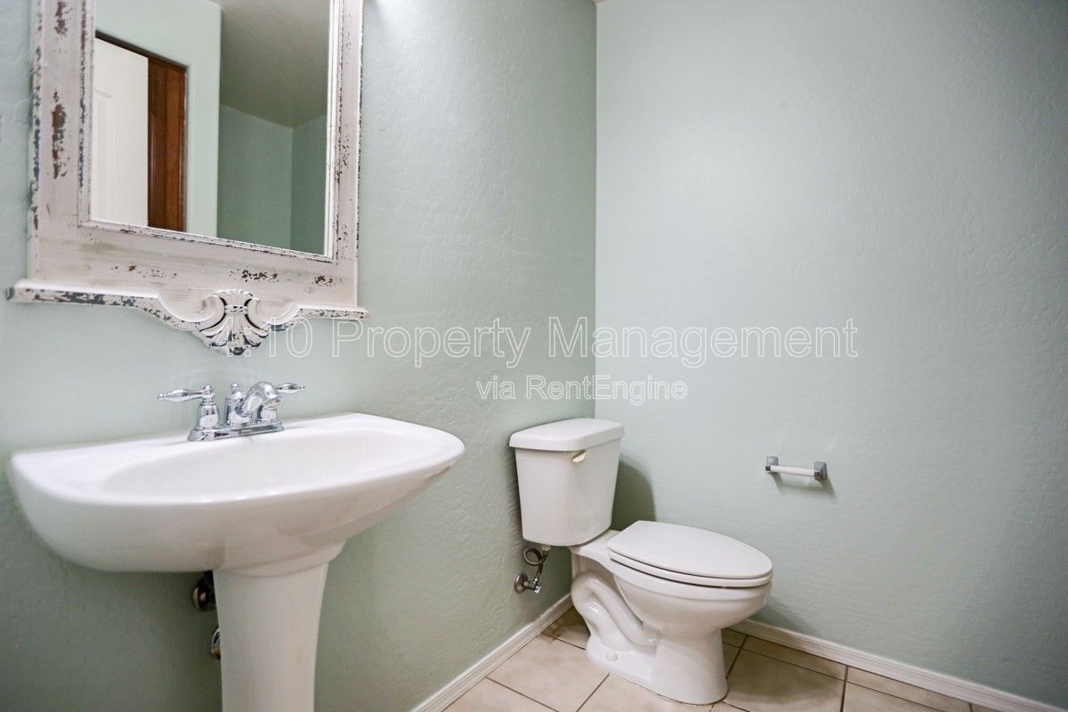 Gallery Image 16