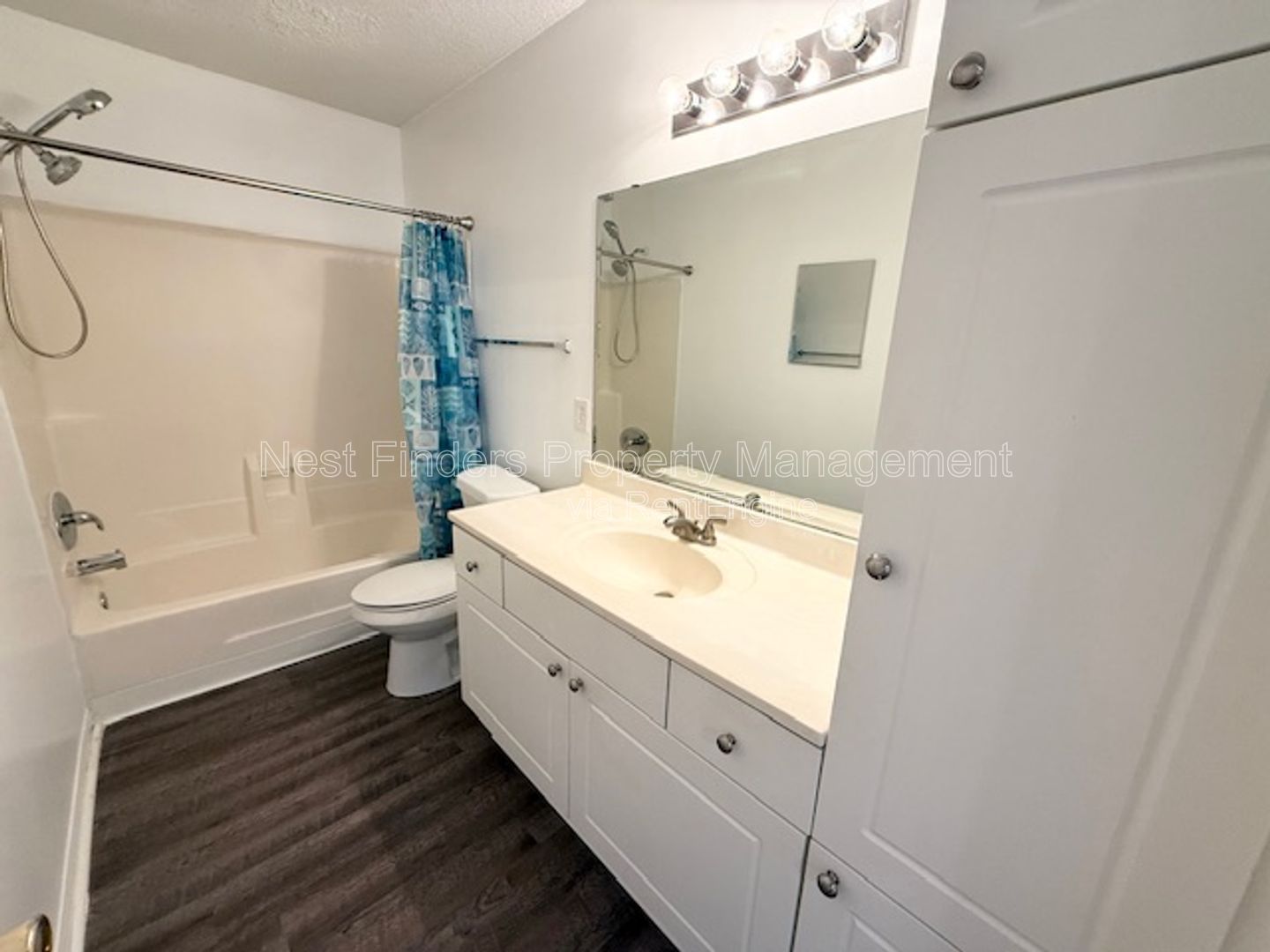 Gallery Image 20