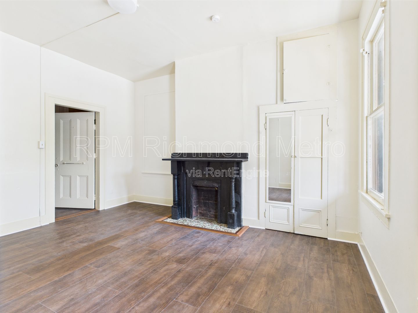 Gallery Image 18