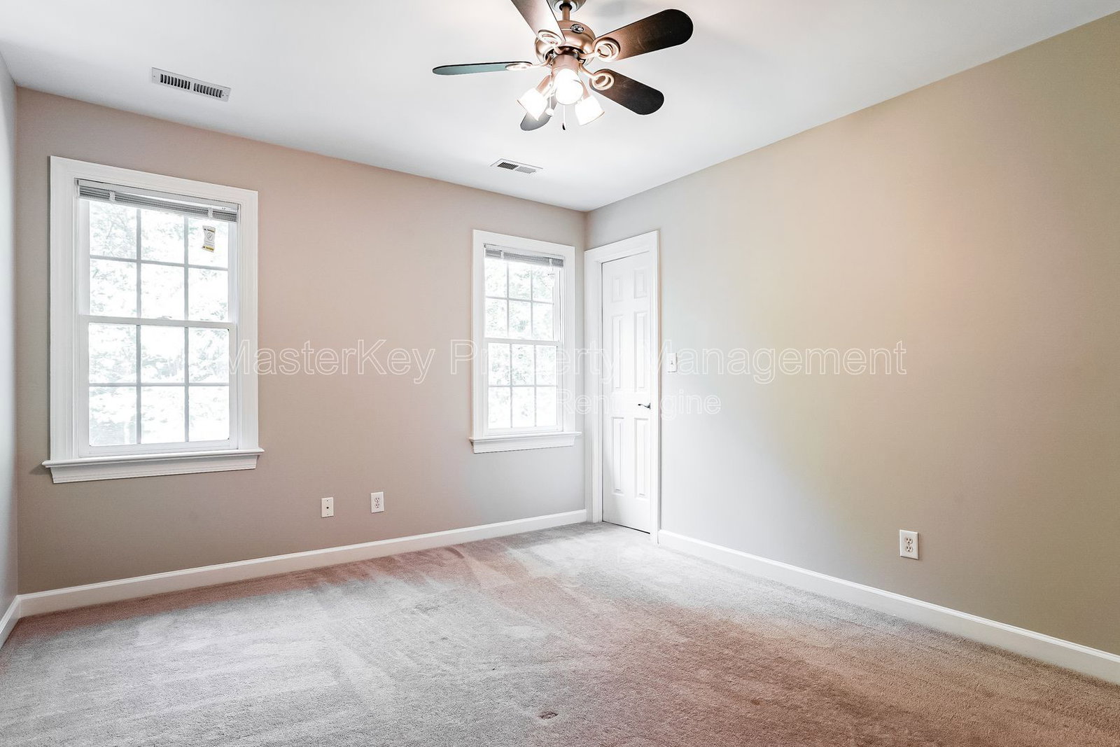 Gallery Image 25