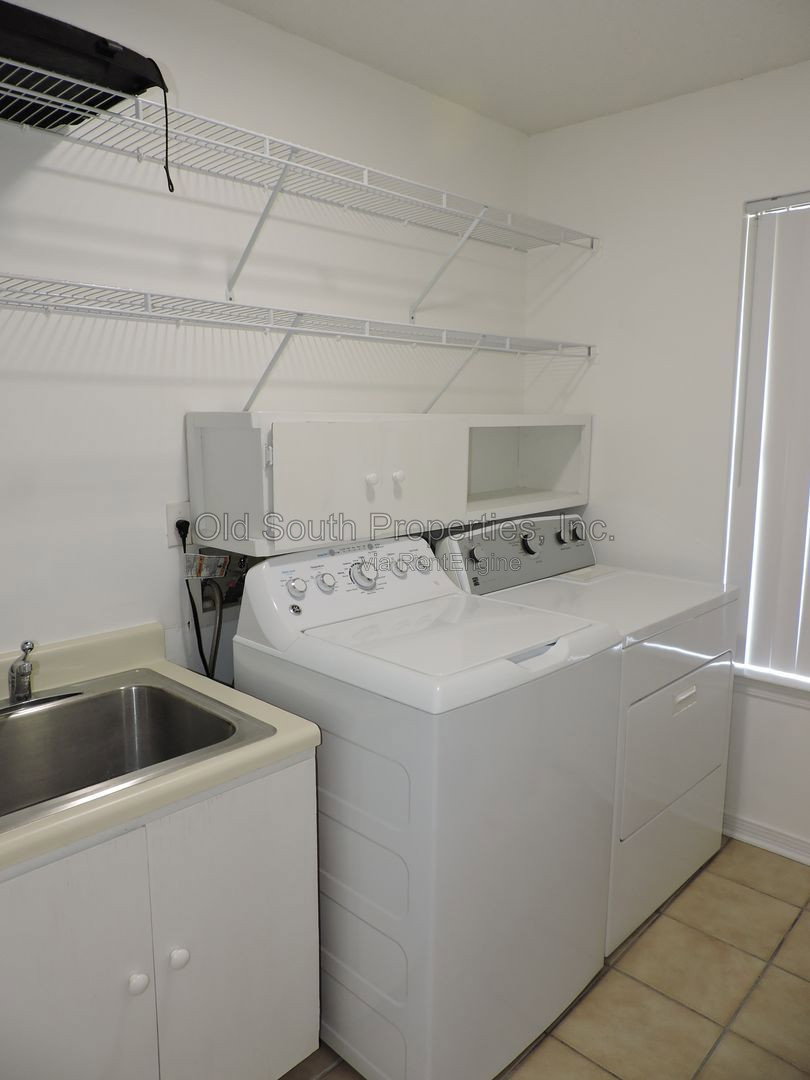 Gallery Image 18