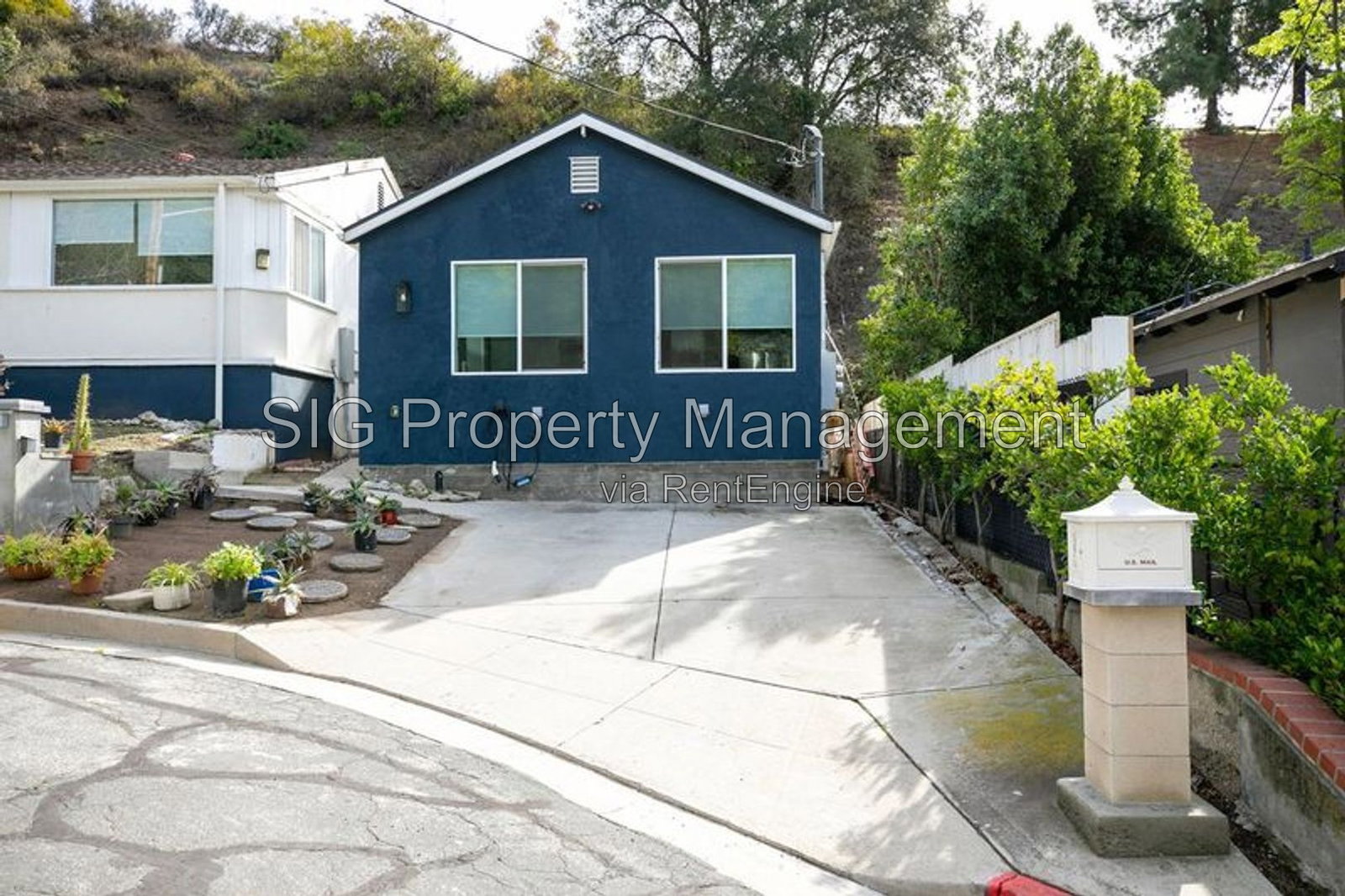 Gallery Image 0