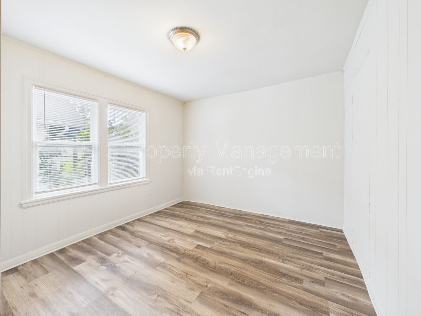 Gallery Image 19