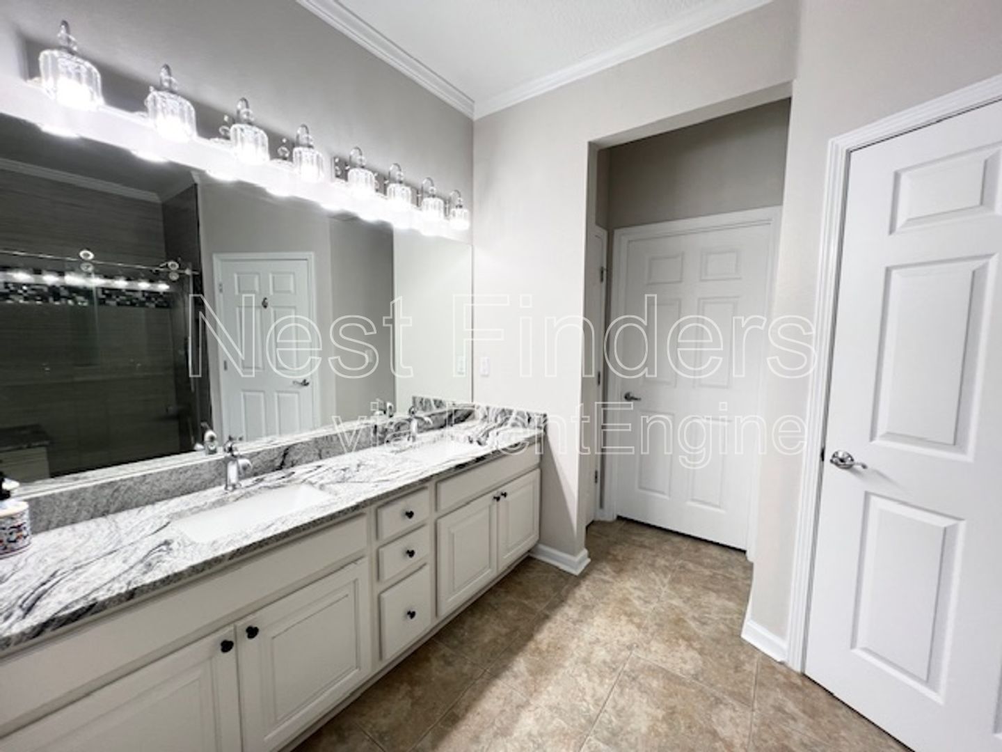 Gallery Image 20