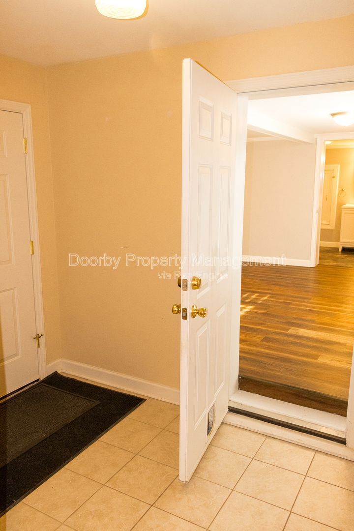 Gallery Image 25