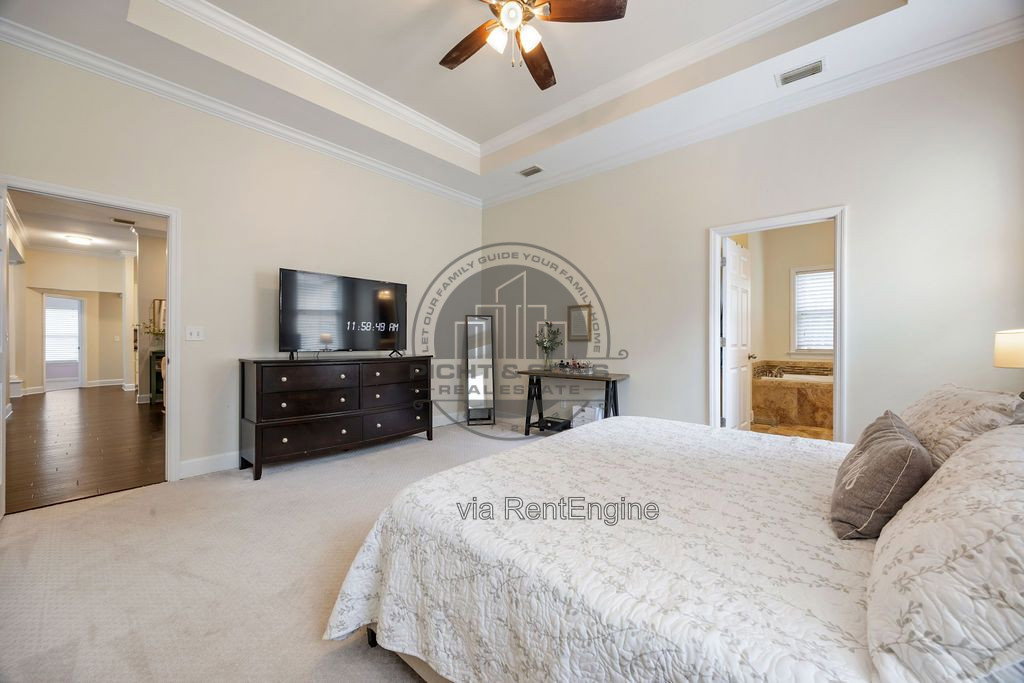 Gallery Image 63
