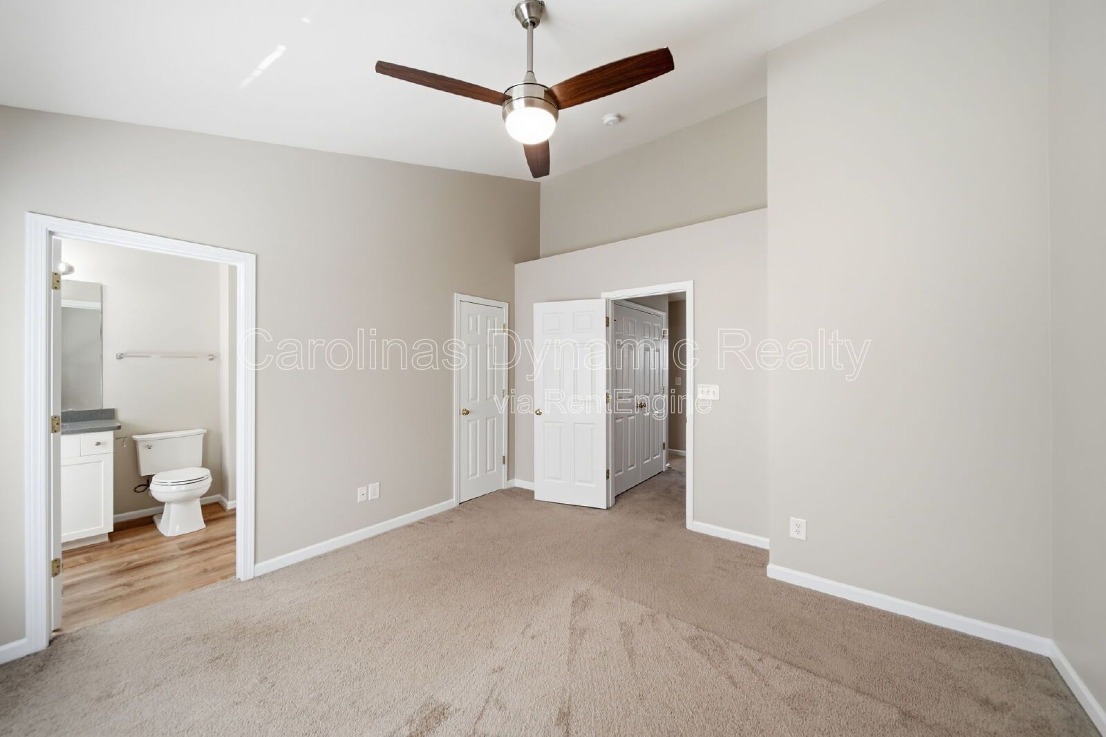 Gallery Image 19