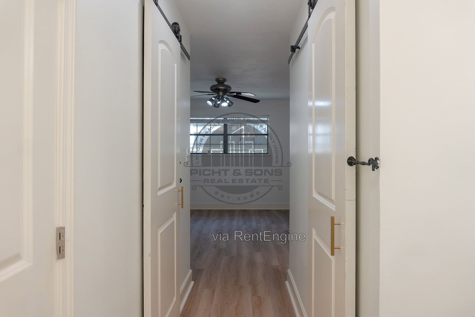 Gallery Image 17
