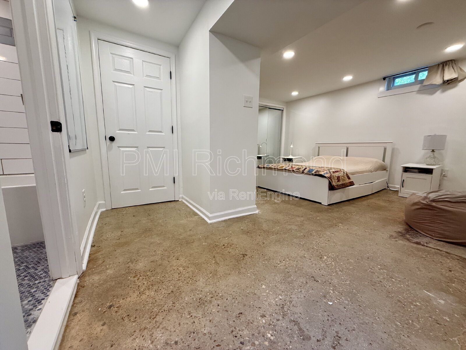 Gallery Image 21