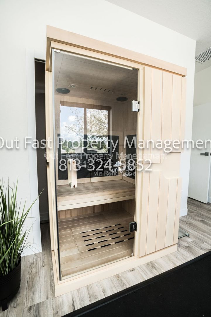 Gallery Image 48