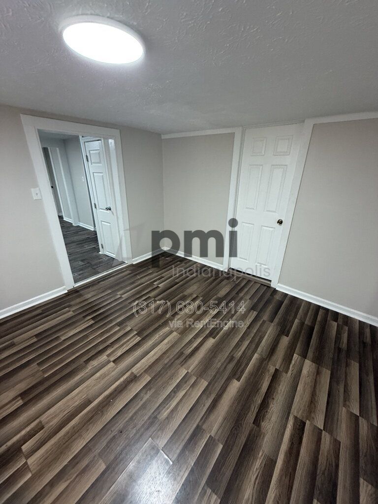 Gallery Image 15