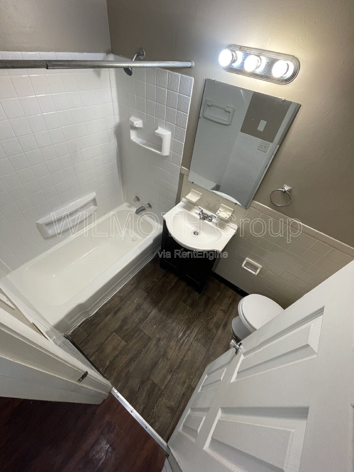 Gallery Image 12
