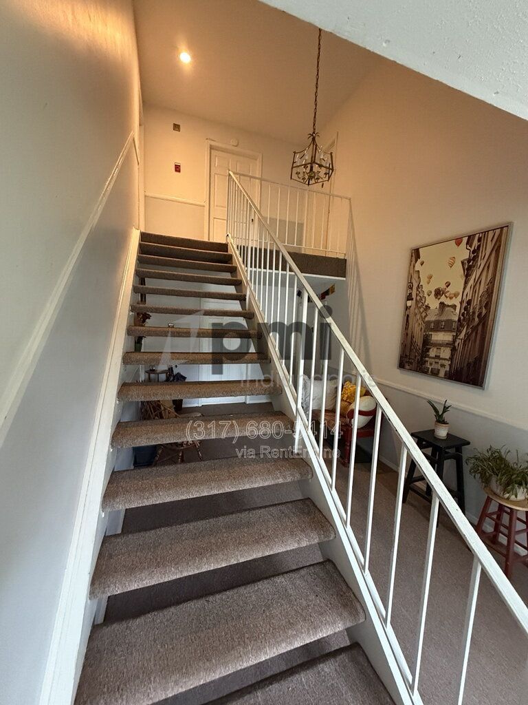 Gallery Image 17