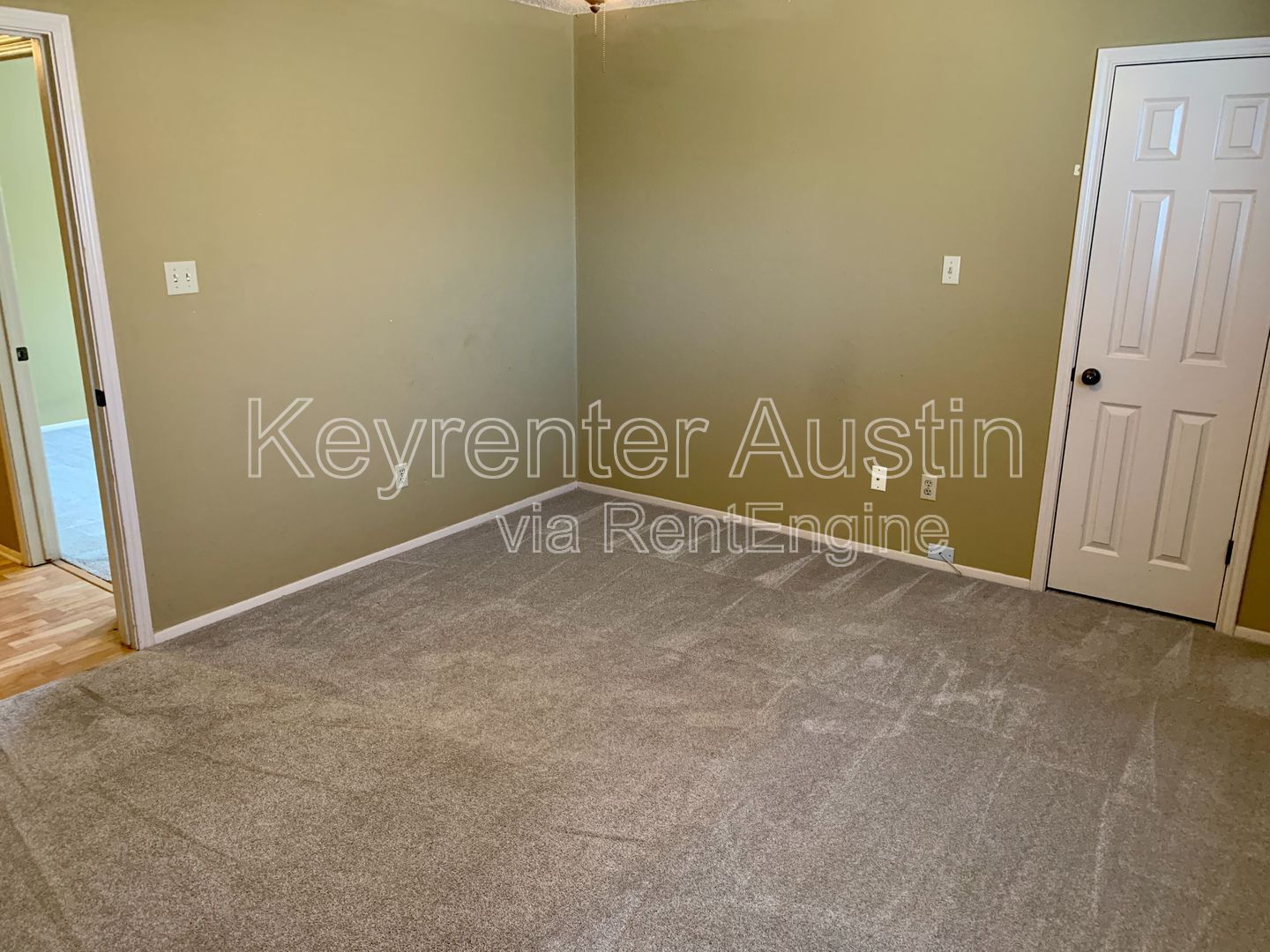 Gallery Image 16