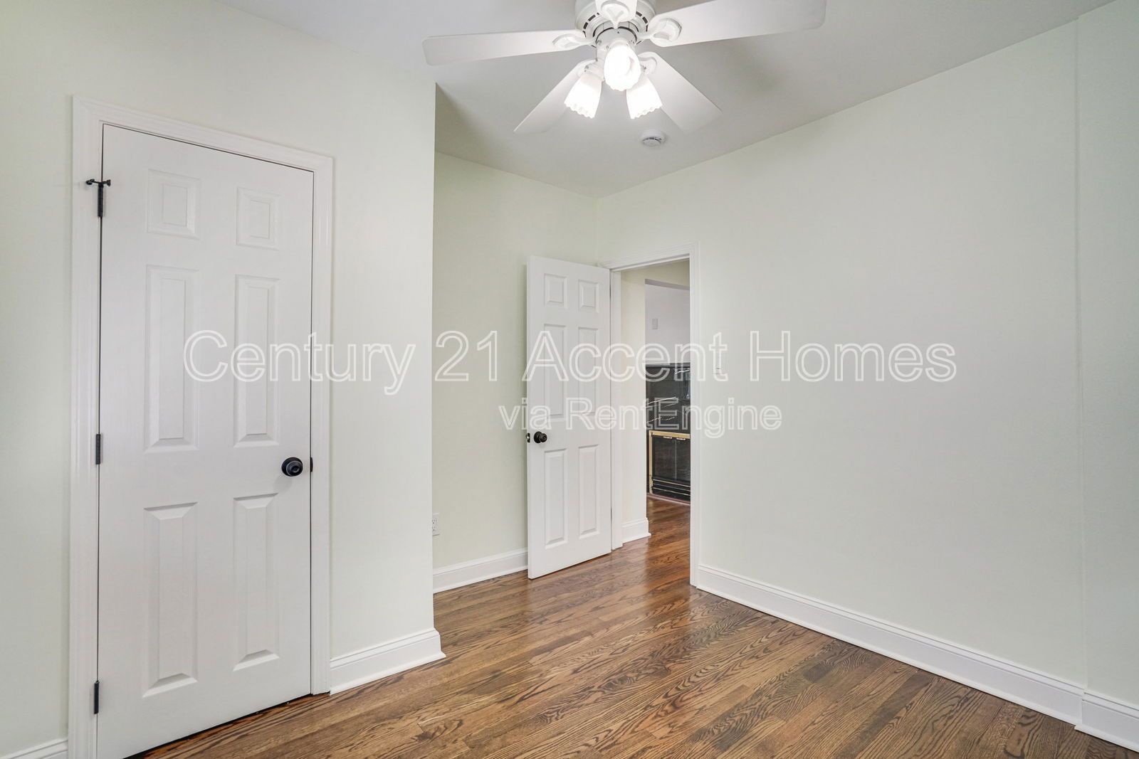 Gallery Image 21