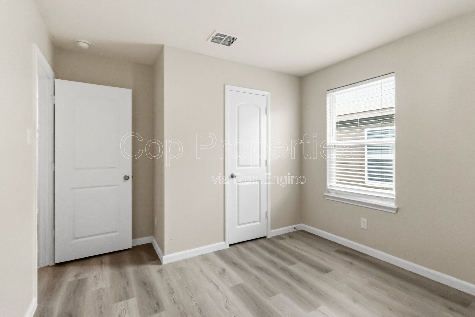 Gallery Image 29