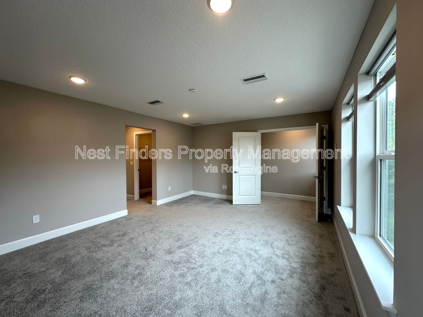Gallery Image 60