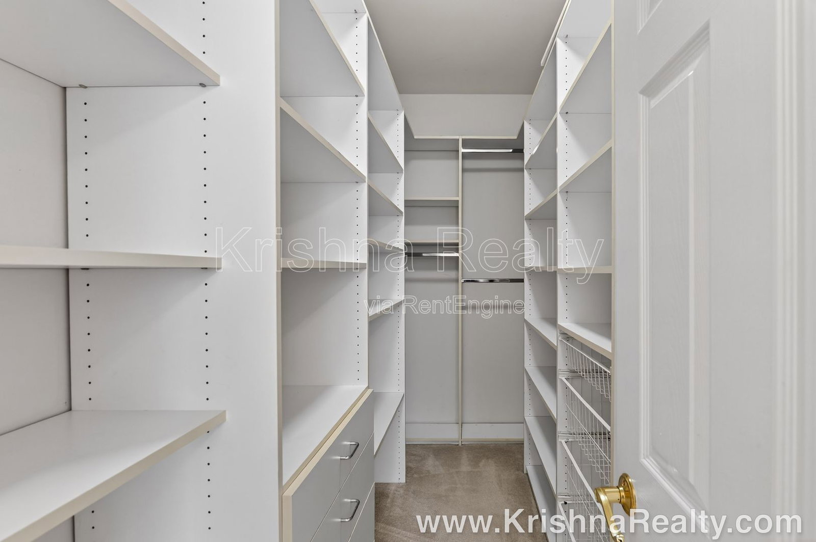 Gallery Image 17