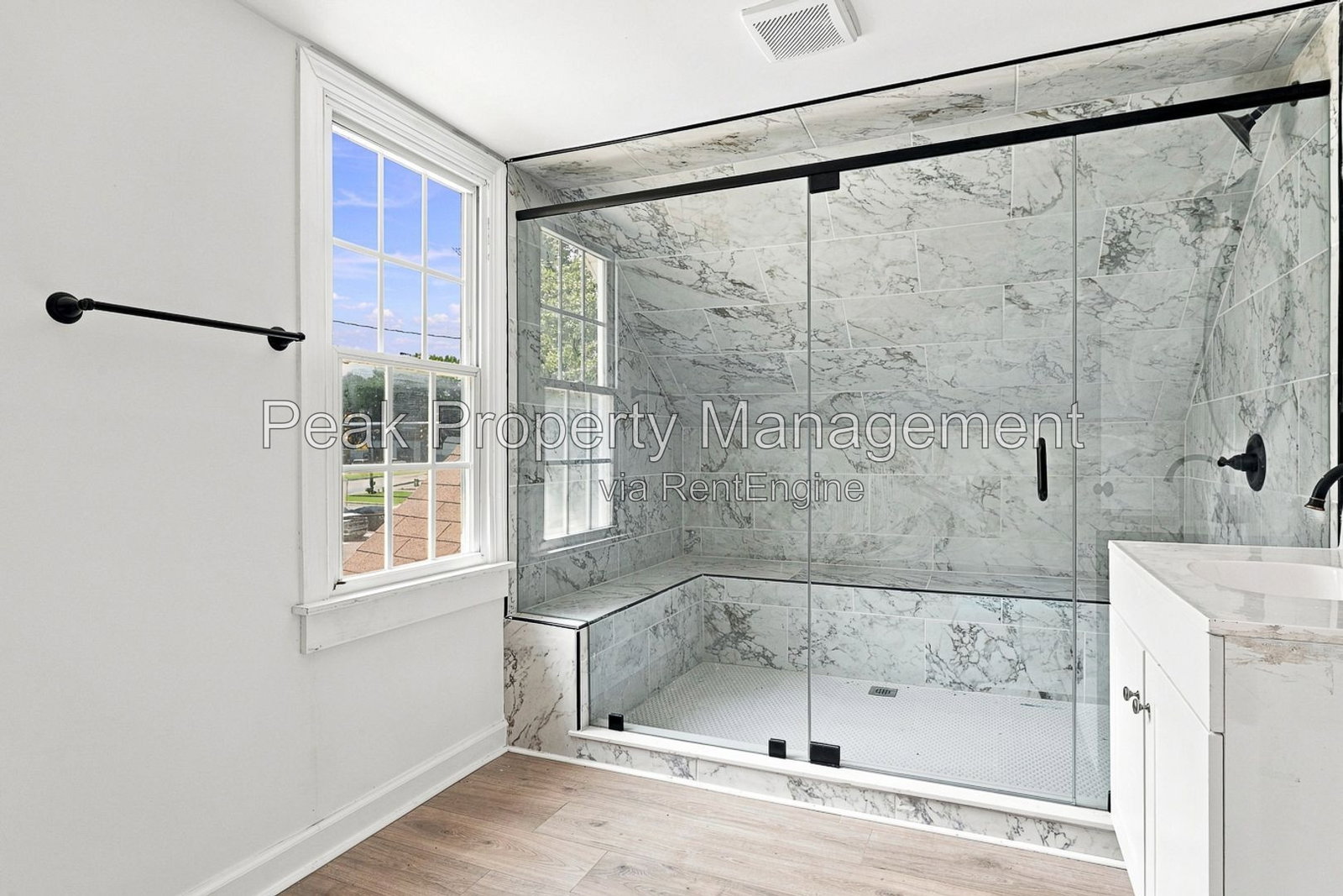 Gallery Image 18