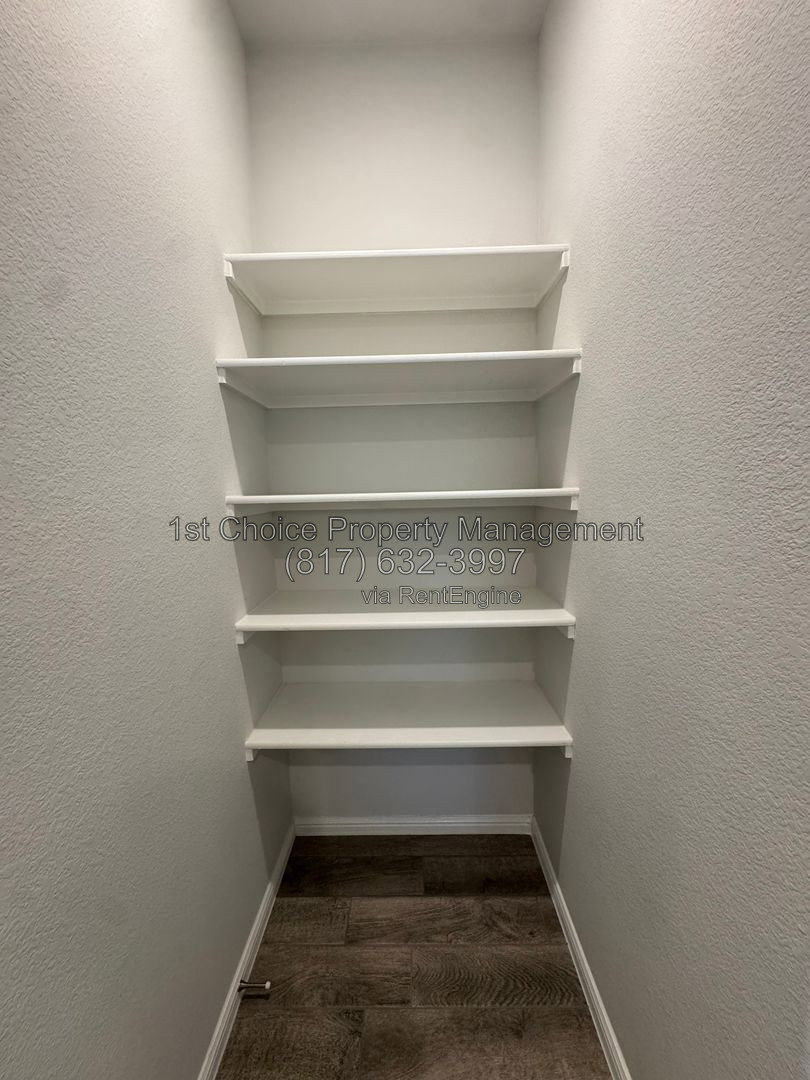 Gallery Image 19