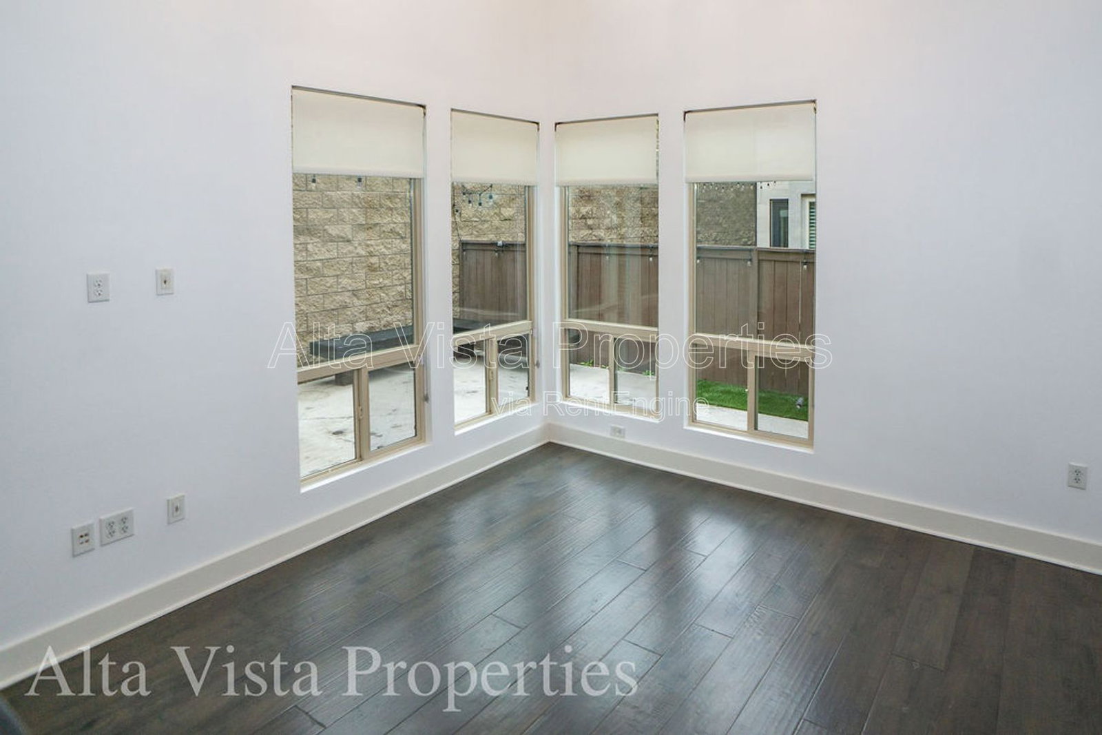 Gallery Image 14