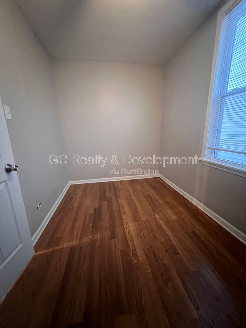 Gallery Image 7