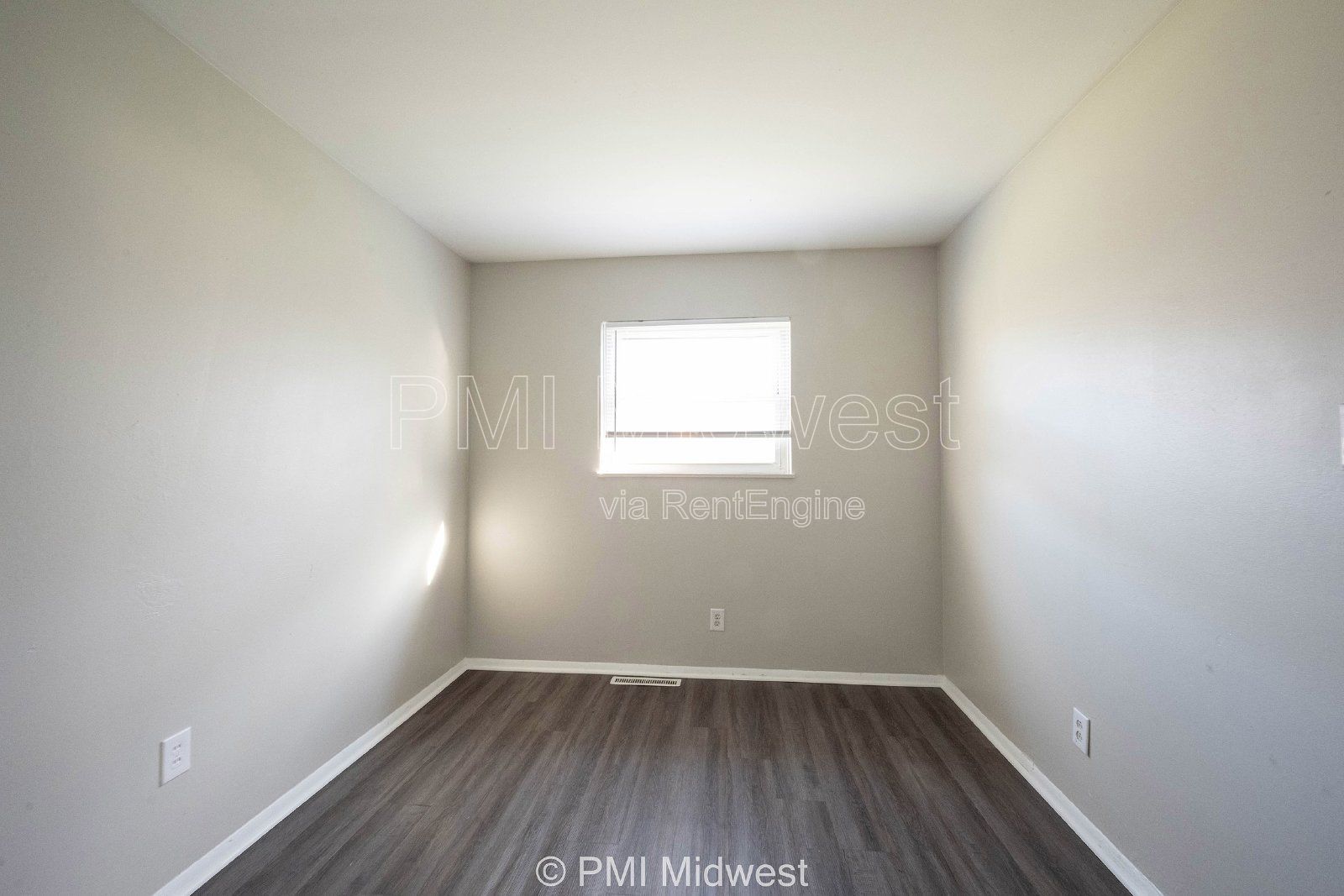 Gallery Image 19