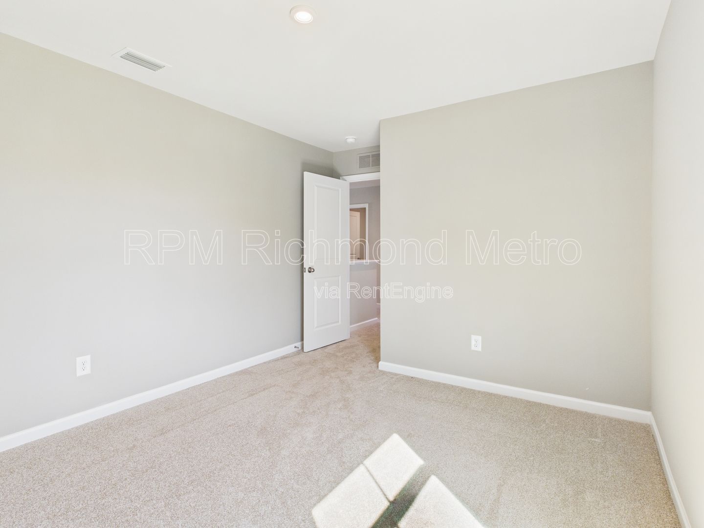 Gallery Image 32