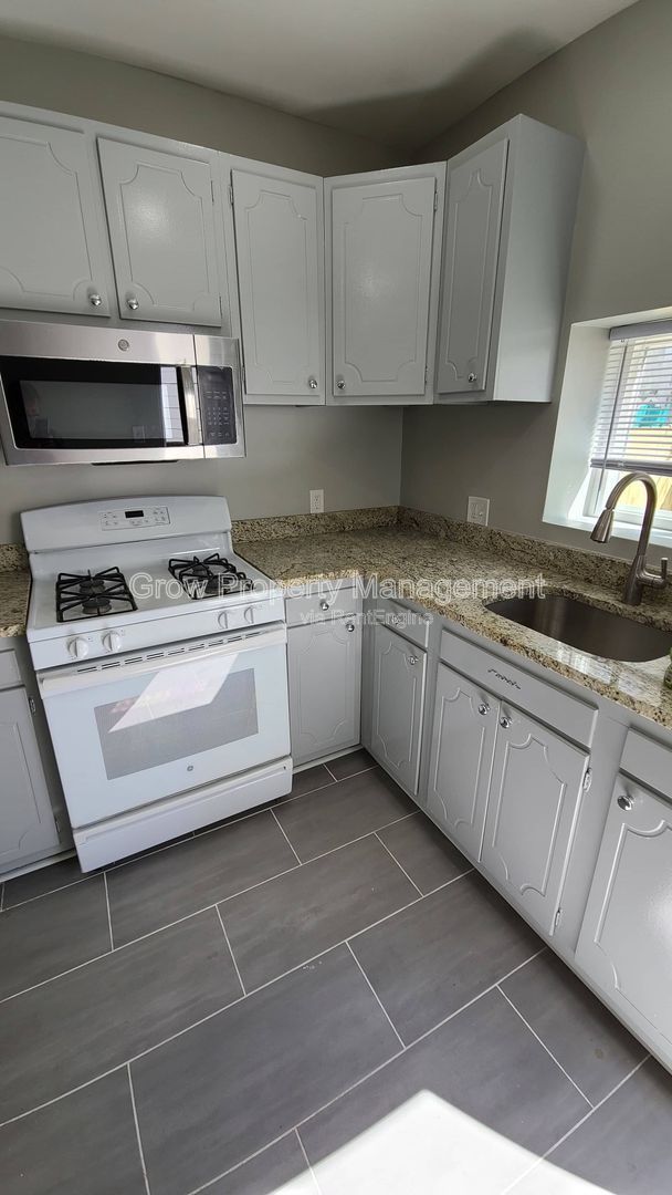 Gallery Image 7