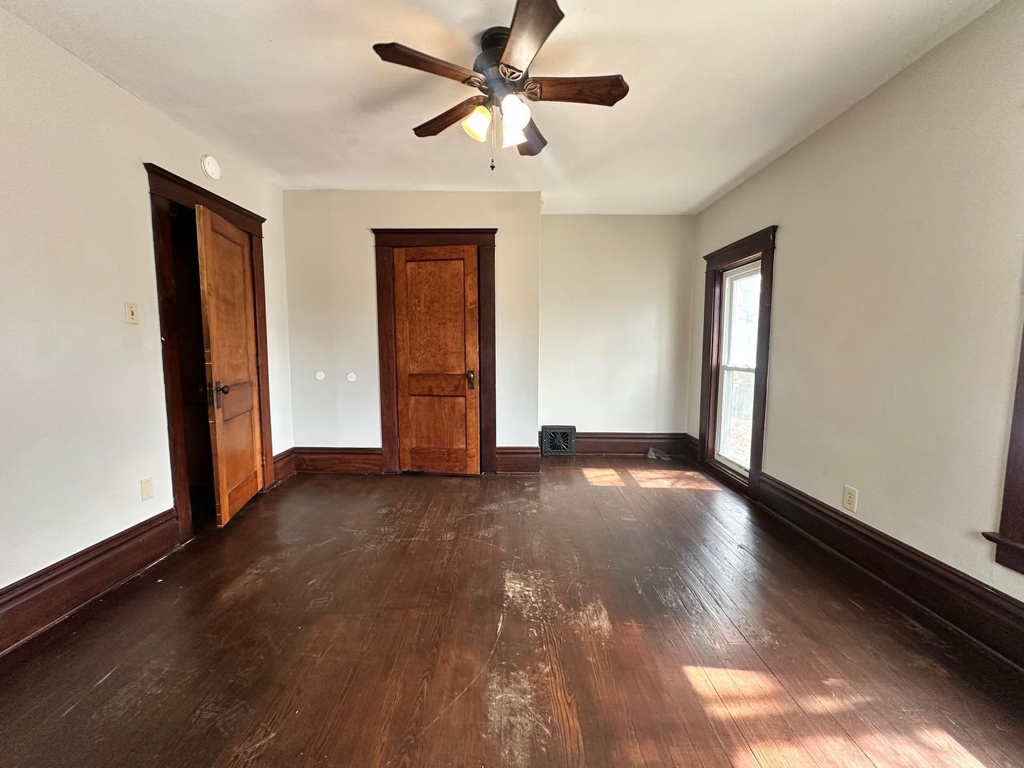 Gallery Image 17