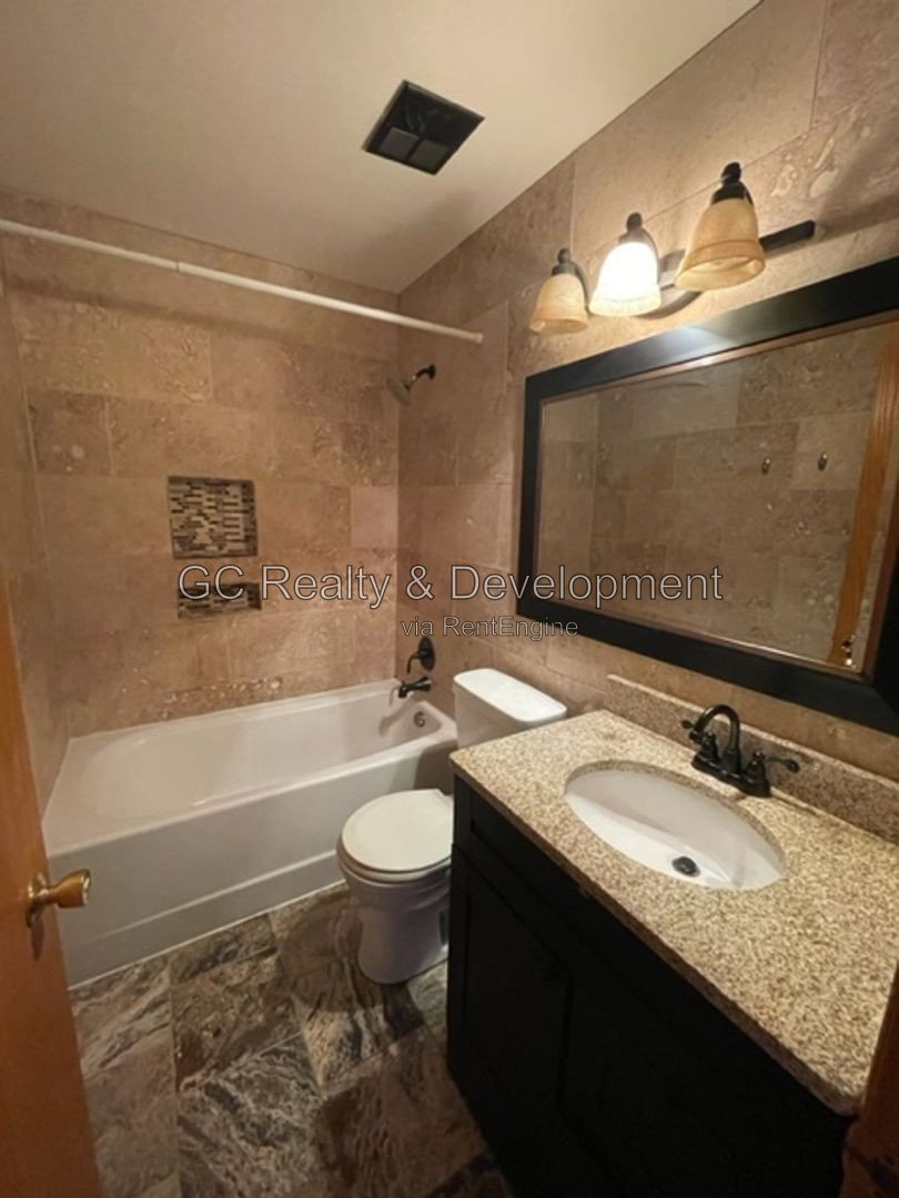 Gallery Image 16