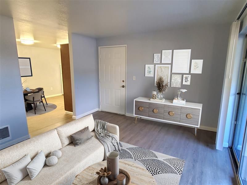Gallery Image 0