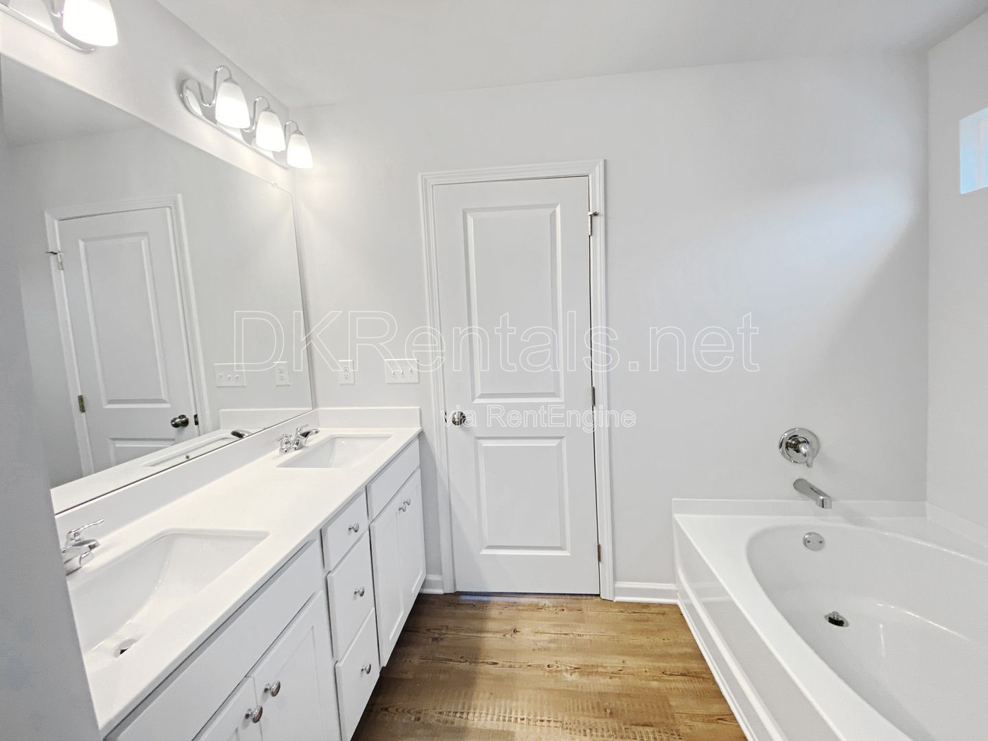 Gallery Image 10