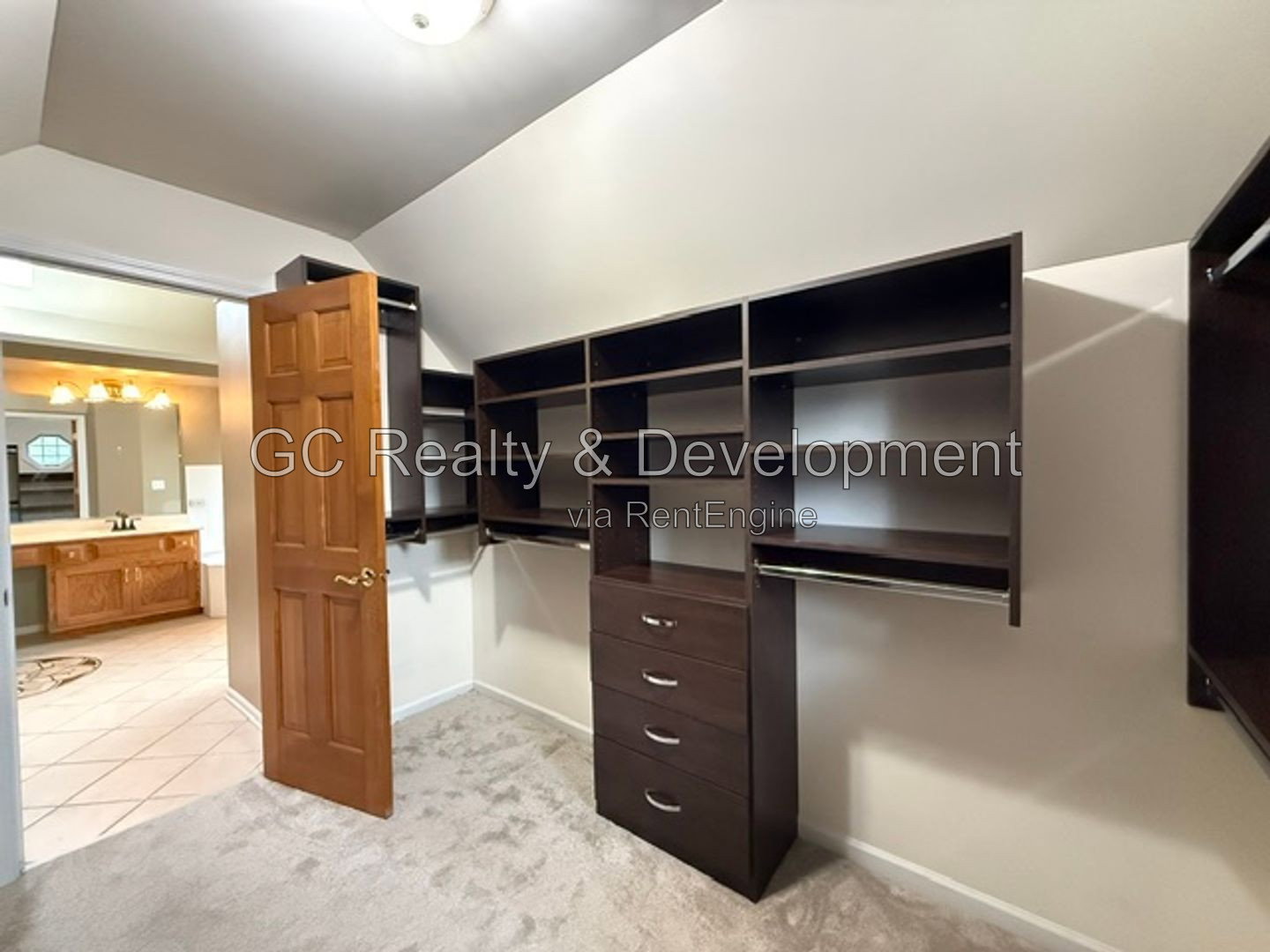 Gallery Image 32