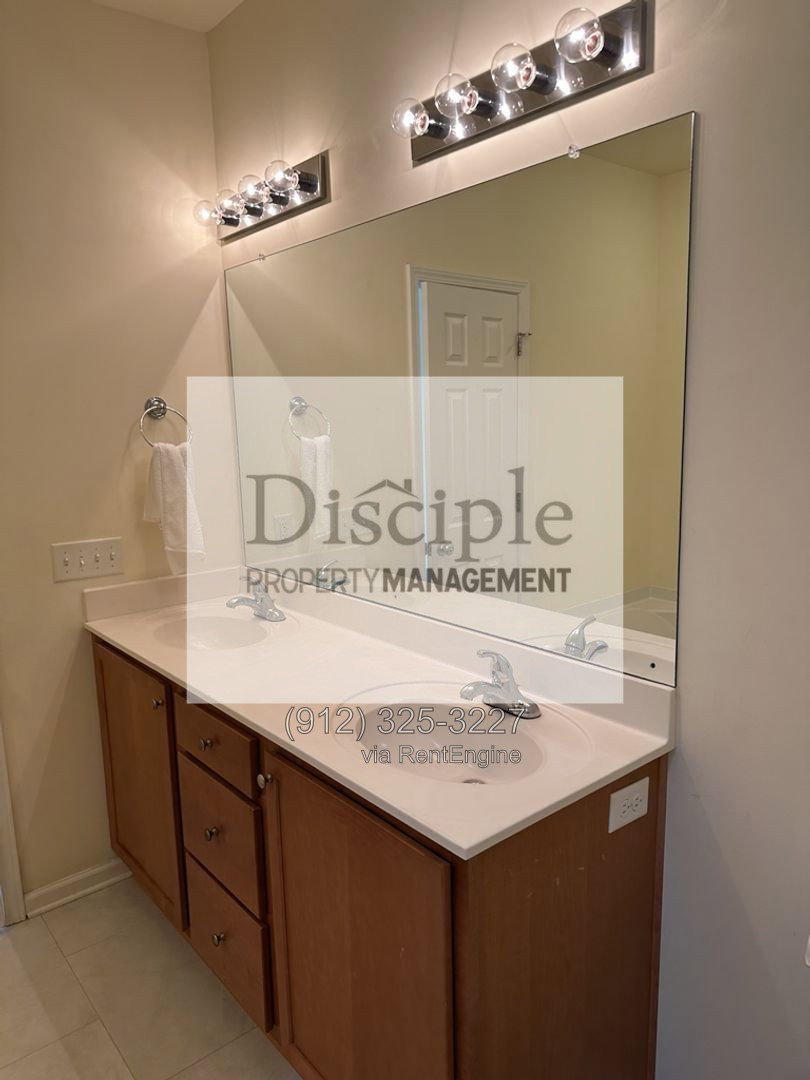 Gallery Image 22