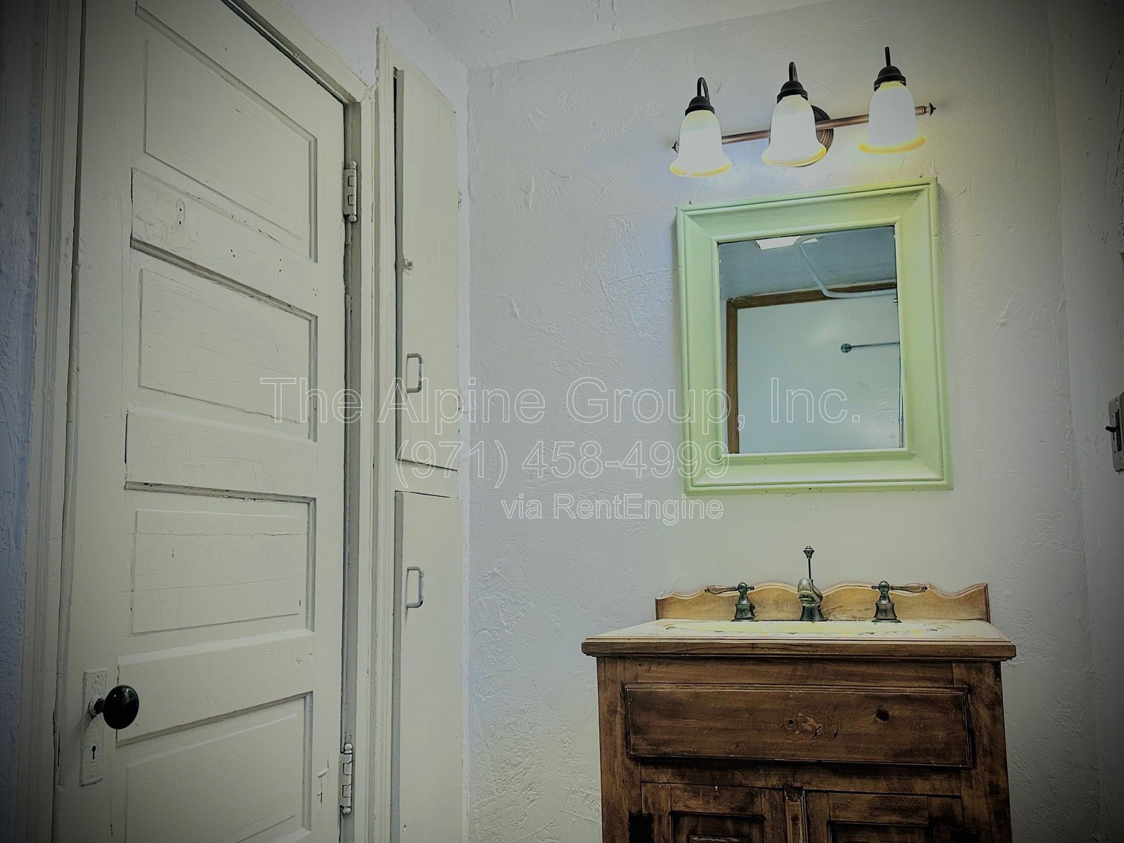 Gallery Image 16