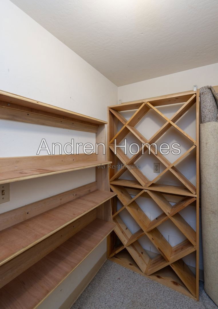 Gallery Image 17