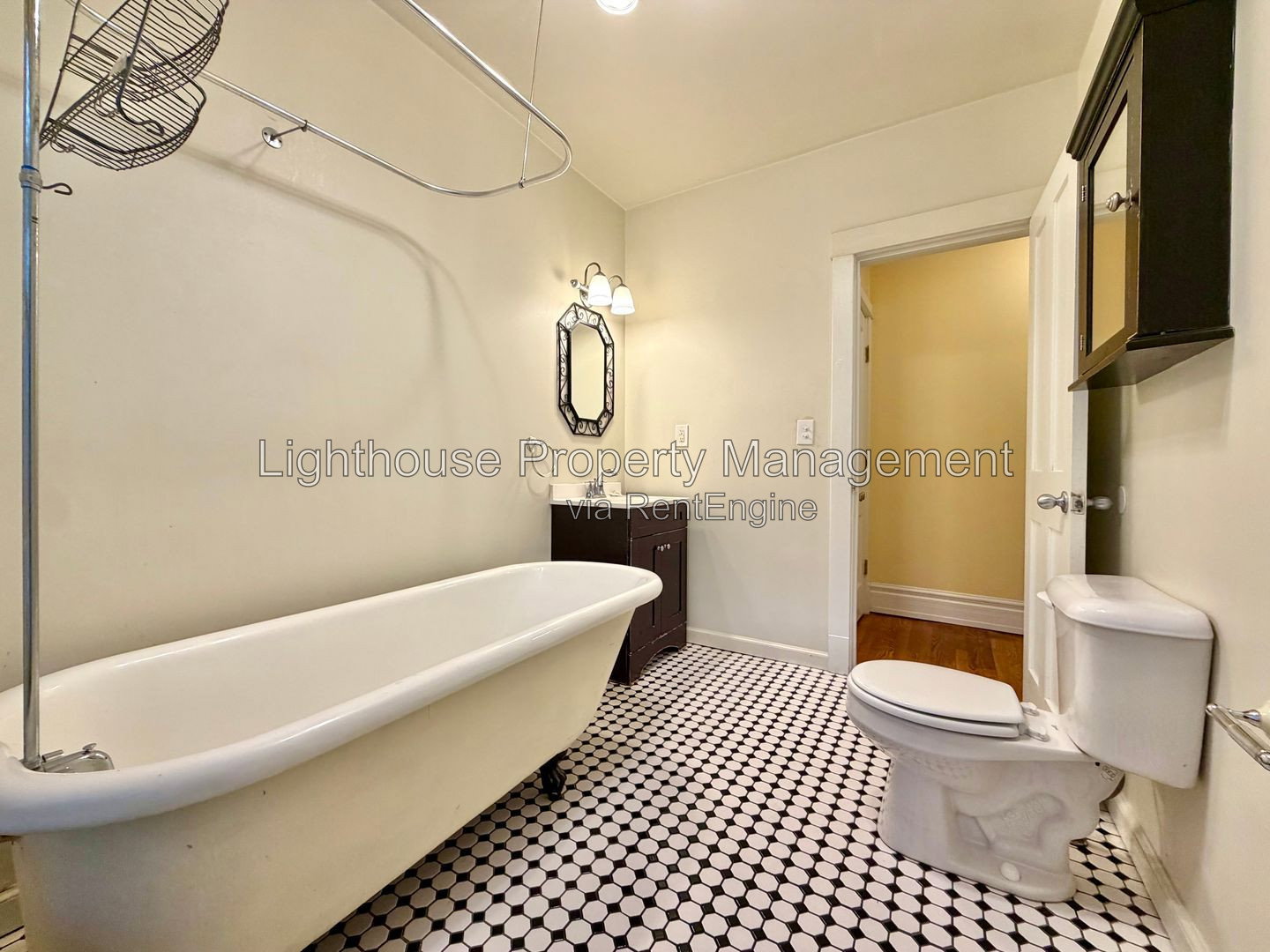 Gallery Image 16