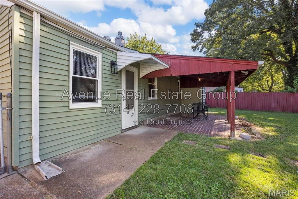 Gallery Image 14