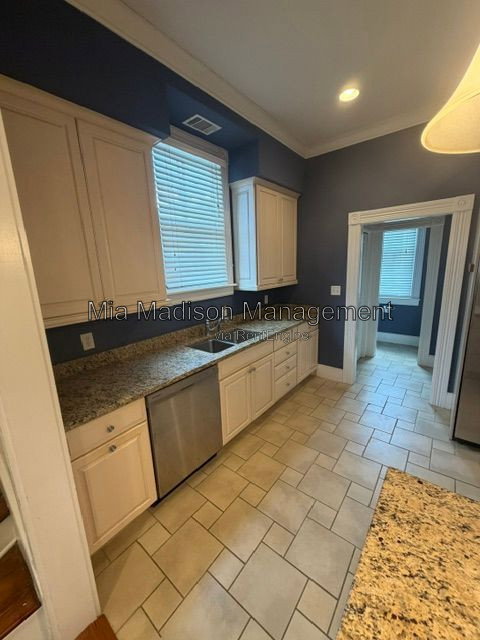 Gallery Image 21