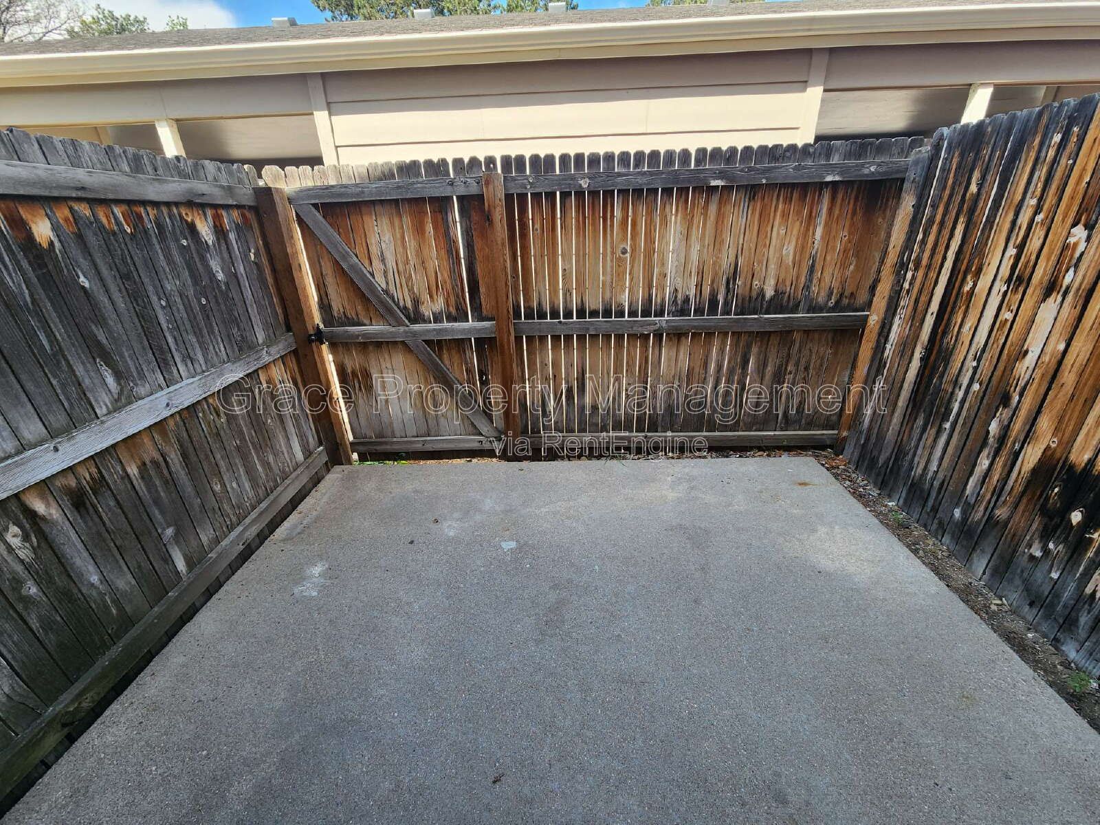 Gallery Image 16